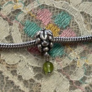 Pandora wine grape peridot dangle sterling silver charm ALE 925